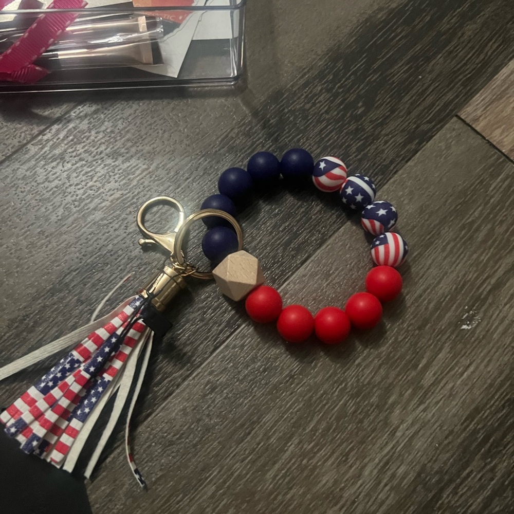 Patriotic Beaded Keychain Bracelet